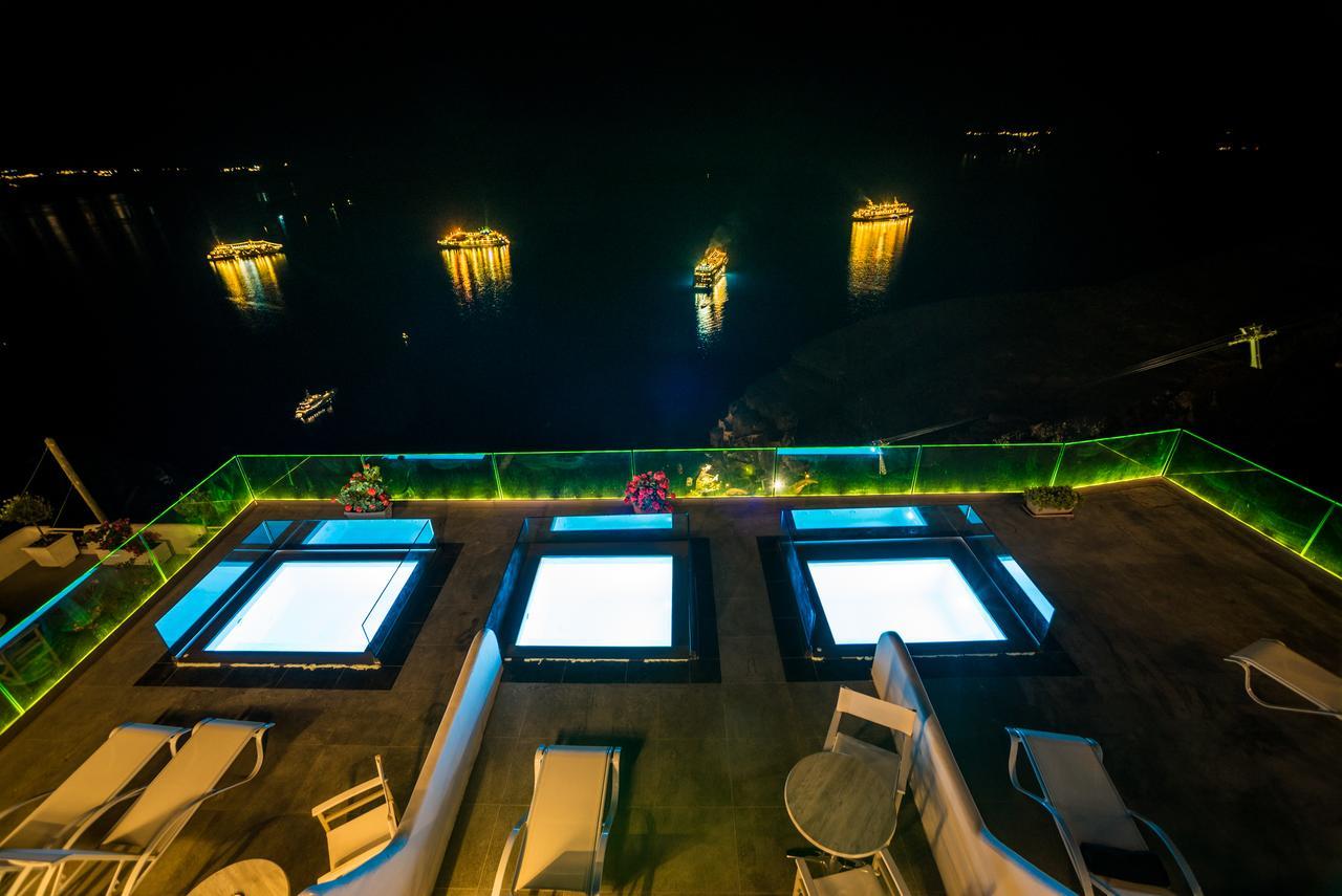 Kratiras View Luxury Suites Fíra Kültér fotó